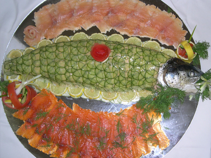 assiette de poisson traiteur